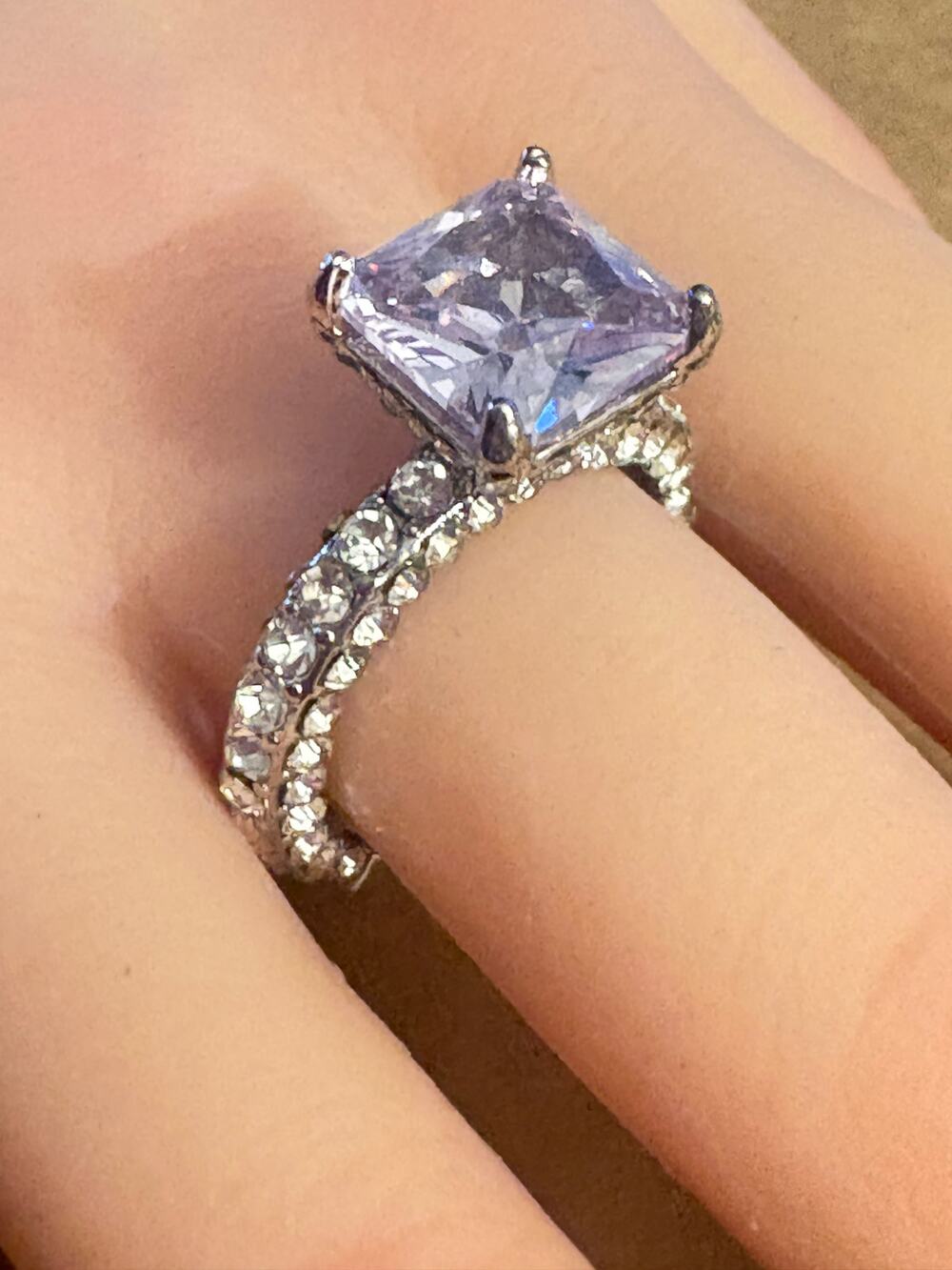NIB Lavender Princess Cut Rhinestone Ring Size 9